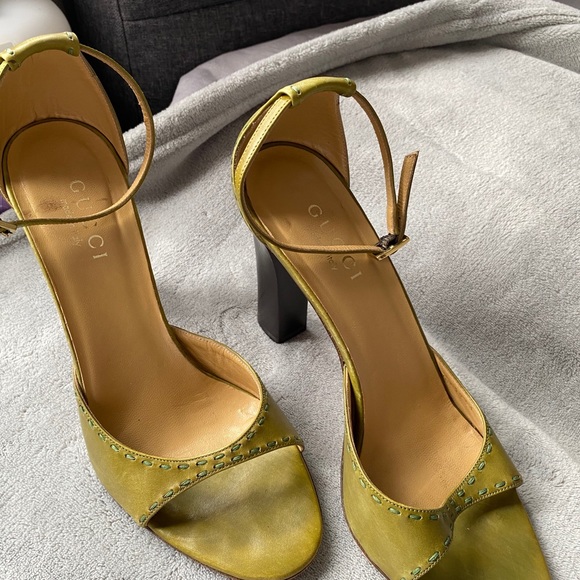 GUCCI shoes in size 38 - Picture 2 of 7